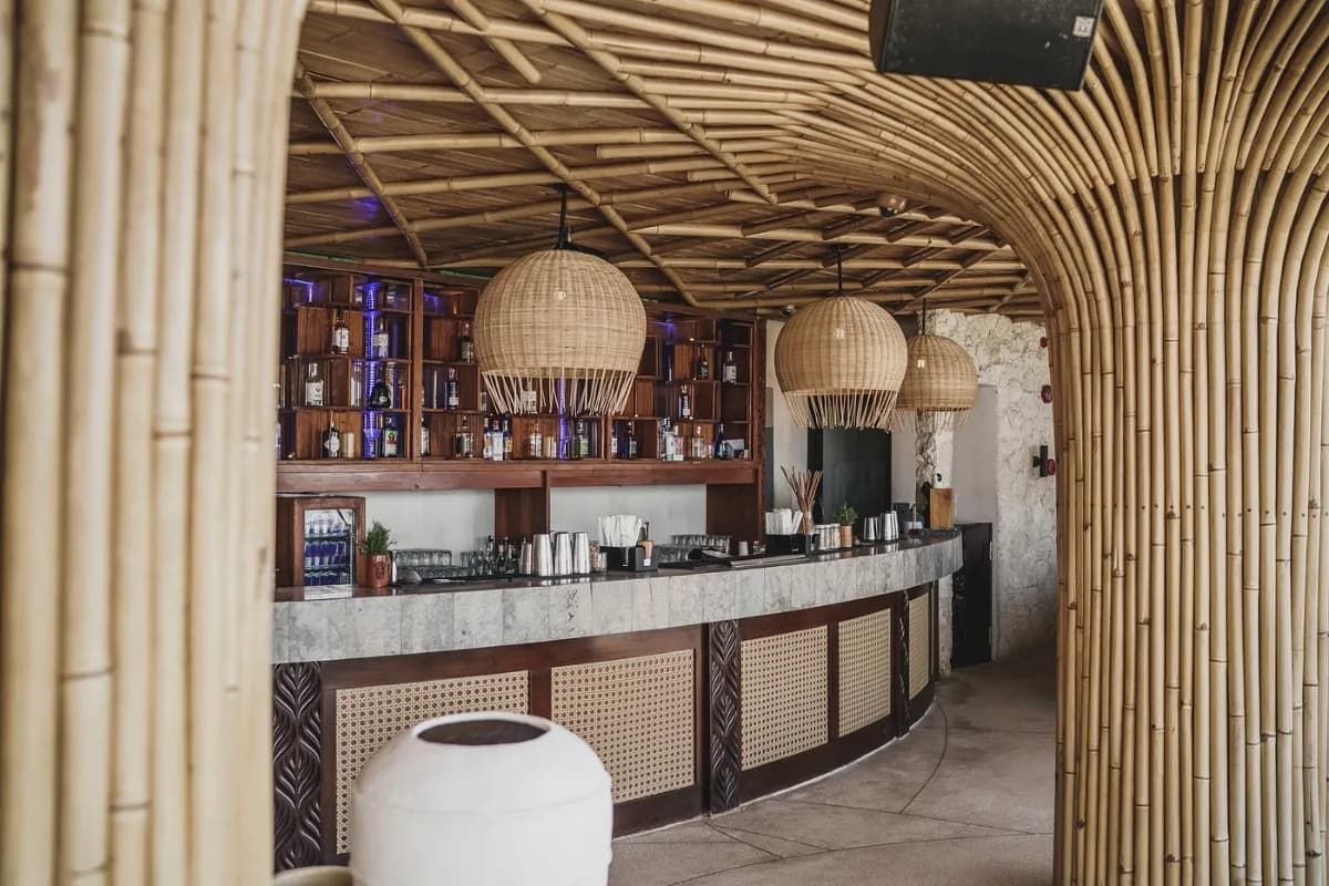 The Best Cocktail Bars in Bali: A Guide Organised by Area, Occasion, and Atmosphere