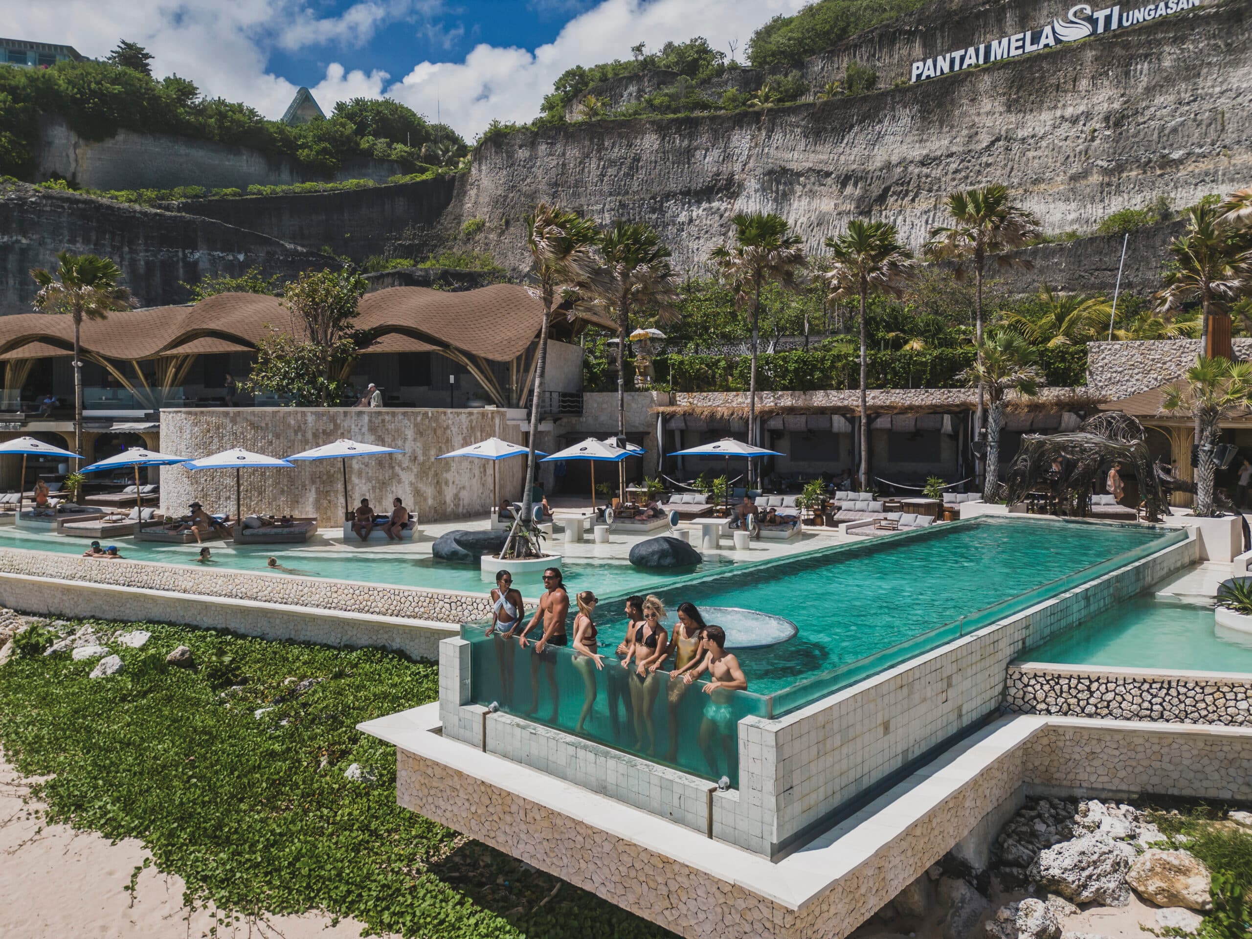 Melasti Beach, Bali: A Hidden Gem for Sun-Seekers and Beach Lovers