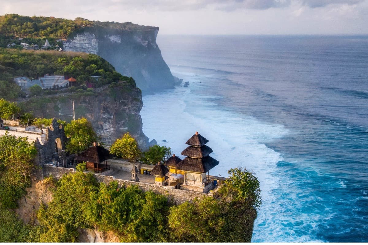 Uluwatu Temple Guide: The Mystical Beauty of Sunset & Culture