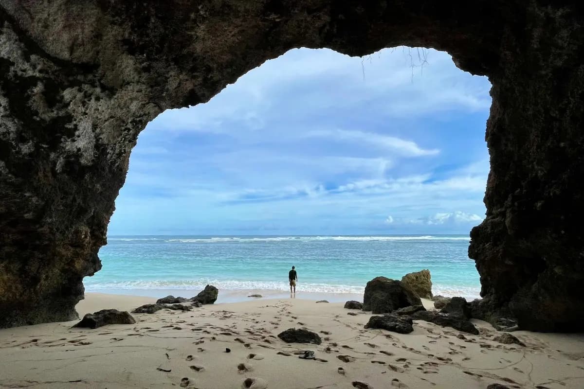 Best Beaches in South Bali for Swimming, Surfing, Sunsets, and Beach Clubs