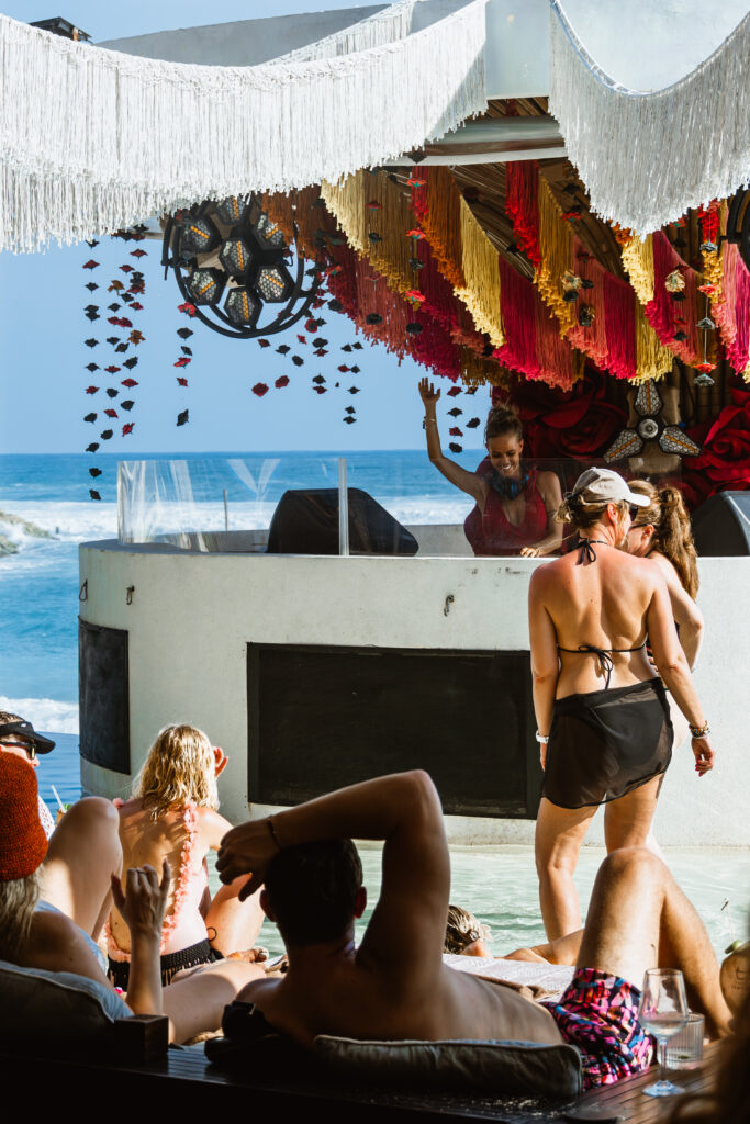 uluwatu most iconic beach club