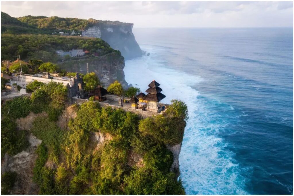 Sejarah Pura Uluwatu